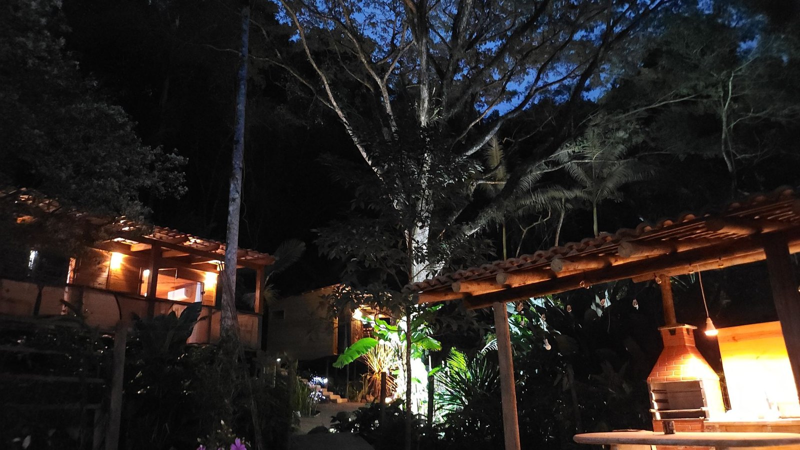 Kaza Morfeu Chalés em Vargem Grande - Rio de Janeiro - RJ